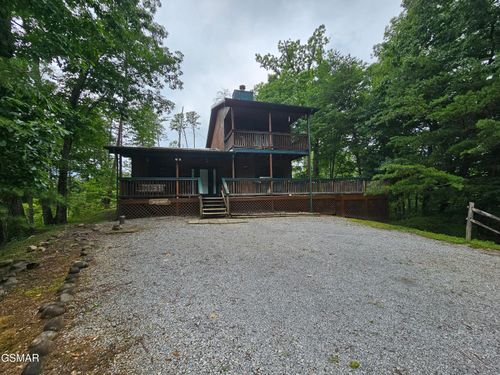 2114 Rabbit Point Way, Sevierville, TN, 37876-8832 | Card Image