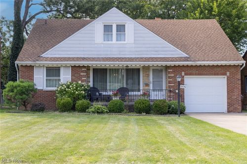 6450 Manchester Rd, Parma, OH, 44129-5033 | Card Image