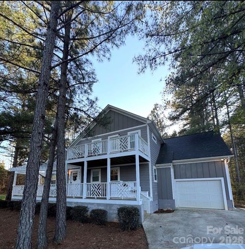 5111 Stockbridge Dr, Mount Holly, NC, 28120-8110 | Card Image