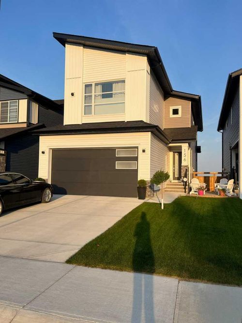 156 Precedence View, Cochrane, AB, T4C2W7 | Card Image