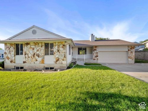 704 W Daisy Ln, Murray, UT, 84123-4515 | Card Image