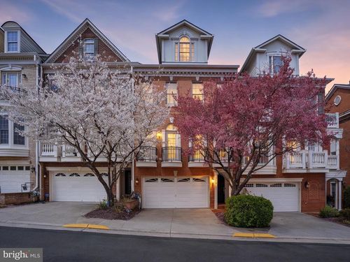 54-7714 Spoleto Ln, MCLEAN, VA, 22102-4786 | Card Image