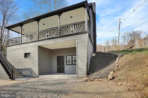 1831 Mount Laurel Rd, TEMPLE, PA, 19560-9611 | Card Image