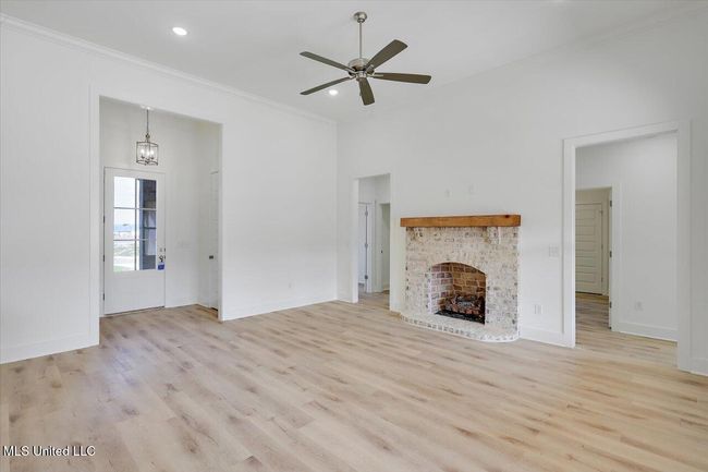 08-1014 Kensington Dr | Image 8