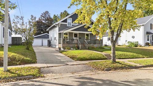 1107 S Pearl Street, NEW LONDON, WI, 54961 | Card Image