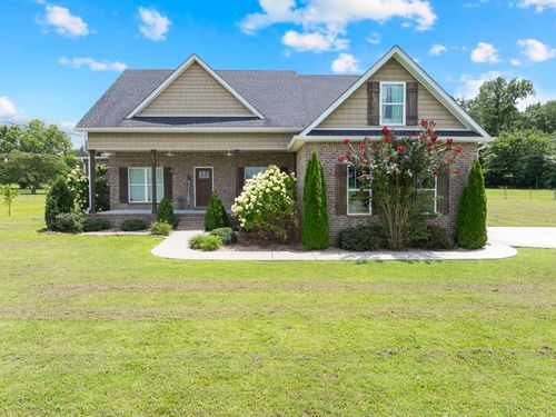 107 Holly Ct, Unionville, TN, 37180-8750 | Card Image