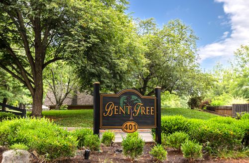 3-401 Redding Rd, Lexington, KY, 40517-2504 | Card Image