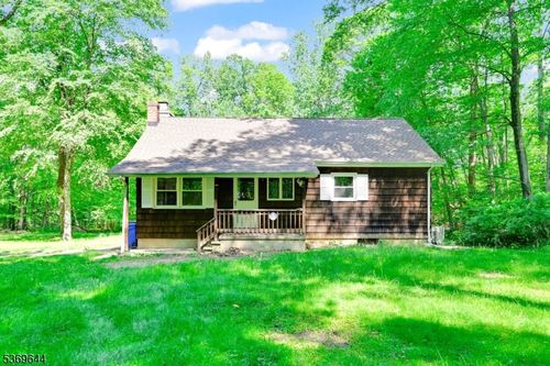 55 Split Rock Rd, Boonton Twp, NJ, 07005-9547 | Card Image