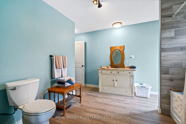 4196 Walkers Dr, House other with 3 bedrooms, 2 bathrooms and 6 parking in Glencoe ON | Image 40