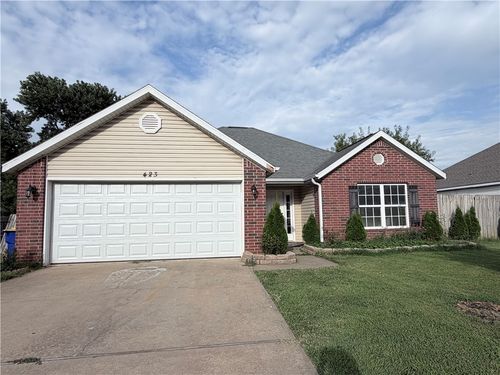 423 Crystal St, Lowell, AR, 72745-8842 | Card Image