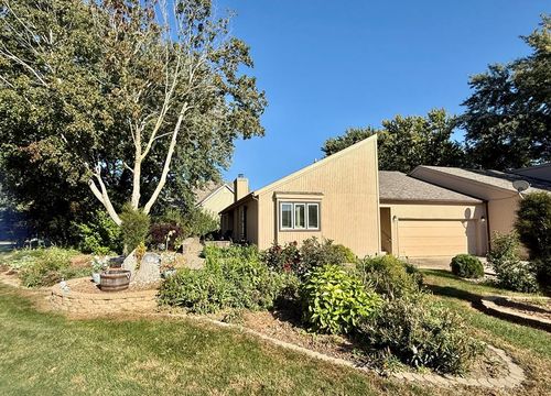 211 Country Club Dr, Fort Dodge, IA, 50501-3014 | Card Image
