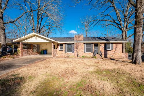5606 Lakeview Rd, North Little Rock, AR, 72116-6341 | Card Image