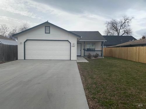 107 S Banner St, Nampa, ID, 83686-5409 | Card Image