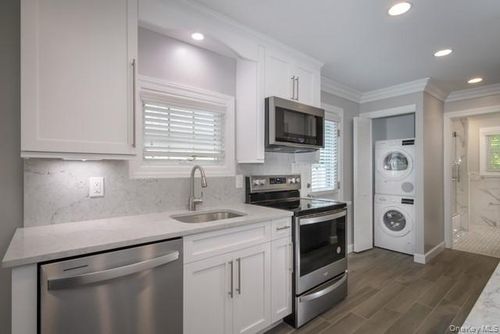 apt-14-146 Montauk Hwy, Westhampton, NY, 11977-1322 | Card Image