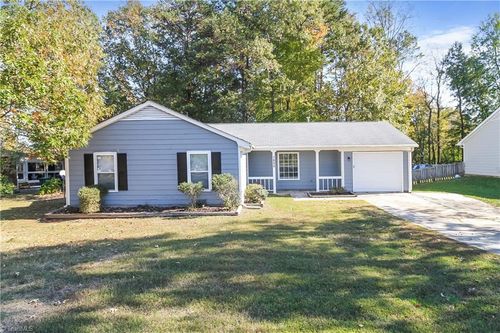 1620 Stoneybrook Dr, High Point, NC, 27265-2499 | Card Image