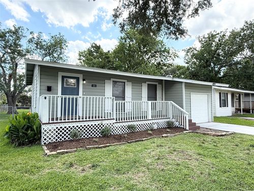 322 Azalea St, Lake Jackson, TX, 77566-5334 | Card Image