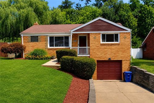 1035 Sanda Dr, Pittsburgh, PA, 15227-3925 | Card Image