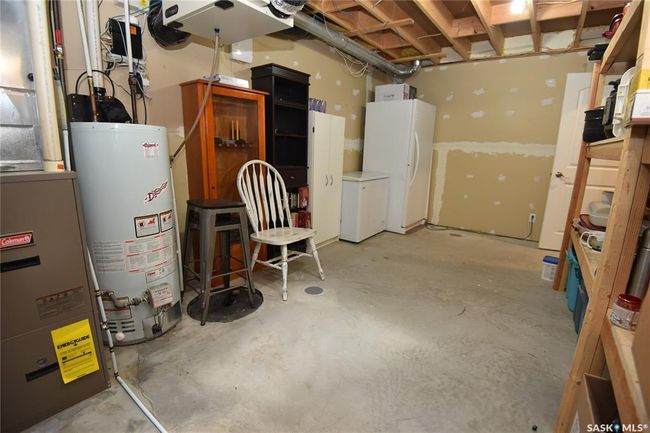 113 6 Th St E, House other with 5 bedrooms, 2 bathrooms and 4 parking in Nipawin SK | Image 37