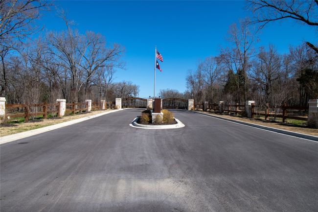 add'l view of entrance | Image 13