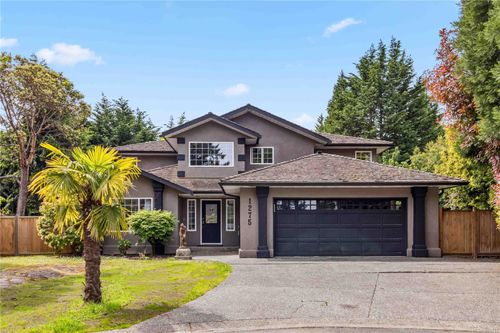 1275 Mysty Woods, Saanich, BC, V8Y3G6 | Card Image