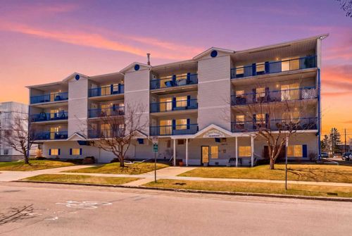 305-4522 47a Ave, Red Deer, AB, T4N3R3 | Card Image