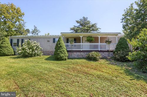 700 Penns Dr, SELINSGROVE, PA, 17870-7645 | Card Image