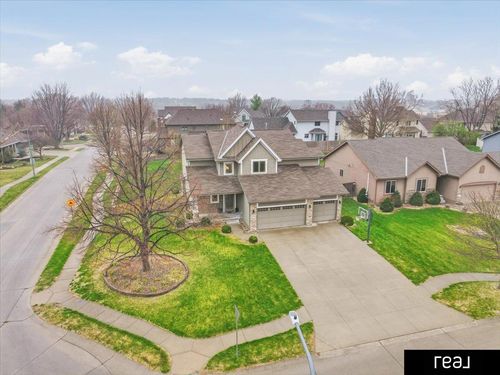 5720 S 165 Street, Omaha, NE, 68135 | Card Image