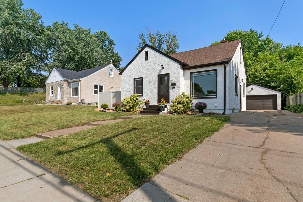 White Bear Ave, Saint Paul, MN 55106