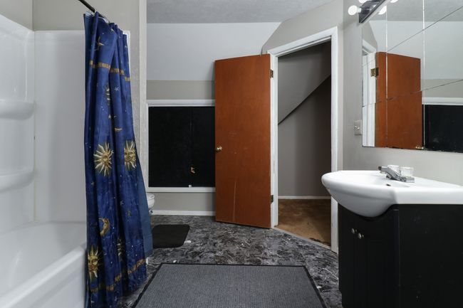 201 E Boundary St, House other with 4 bedrooms, 2 bathrooms and 2 parking in Stanford IL | Image 20