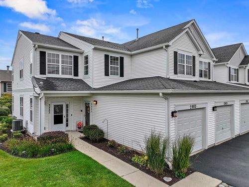 2885 Falling Waters Dr, Lindenhurst, IL, 60046-6778 | Card Image