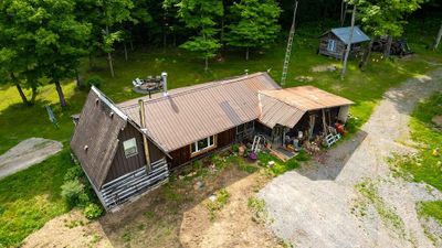 Overview to show size of main house | Image 2