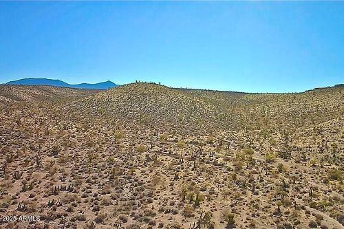 123-123 Arrowhead Trl, Golden Valley, AZ, 86413 | Card Image