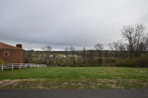 415 Duncan Hl, Danville, KY, 40422-2173 | Card Image