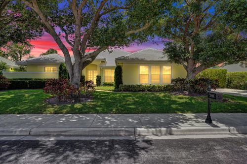 2760 Tecumseh Dr, West Palm Beach, FL, 33409-7446 | Card Image