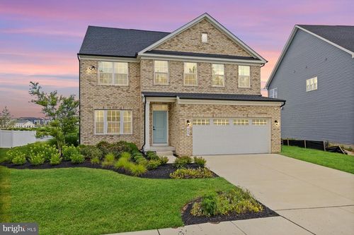 904 Midbrook Ln, BOWIE, MD, 20716-3571 | Card Image