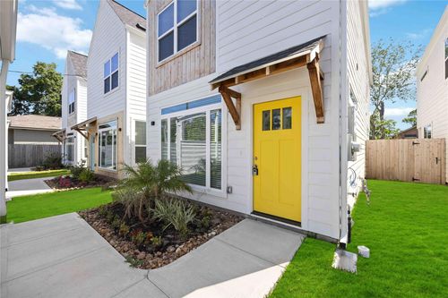 unit-b-8016 Willow St, Houston, TX, 77088-5938 | Card Image