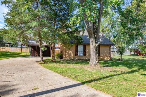 1362 Darlene Cir, Radcliff, KY, 40160-9543 | Card Image