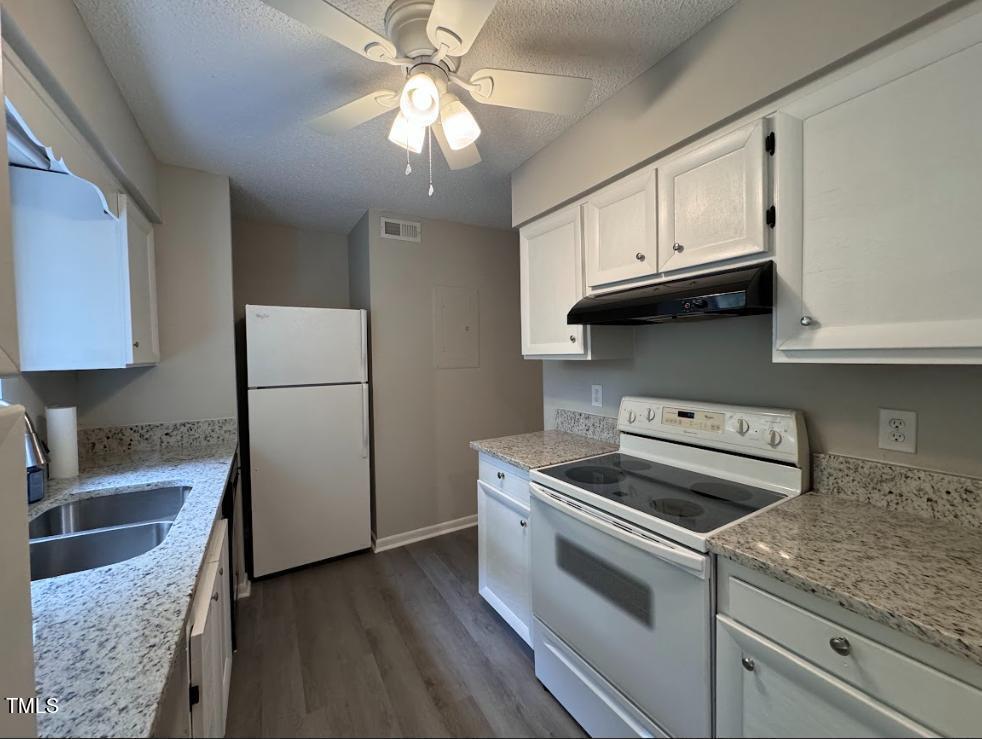 Pine Ridge Pl, Raleigh, NC 27609