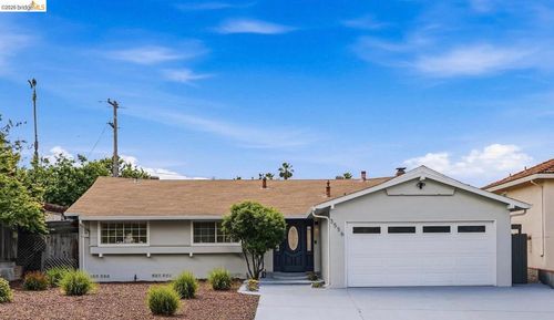 3556 Columbine Dr, San Jose, CA, 95127-4912 | Card Image