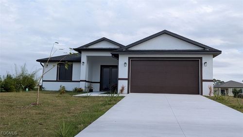 8033 Oakleaf Cir, Labelle, FL, 33935-5474 | Card Image