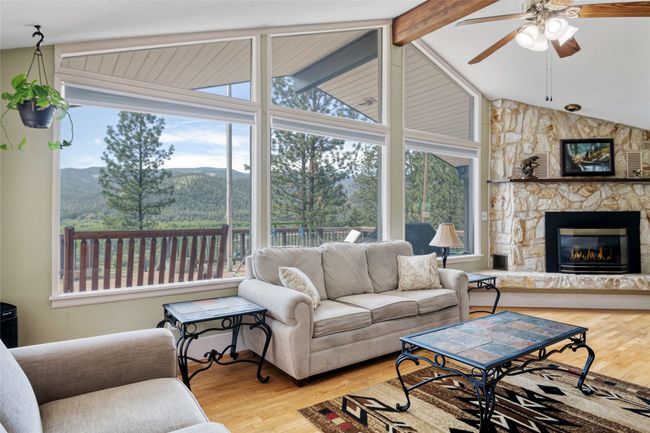 25700 View Crest Dr, House other with 3 bedrooms, 3 bathrooms and null parking in Huson MT | Image 4