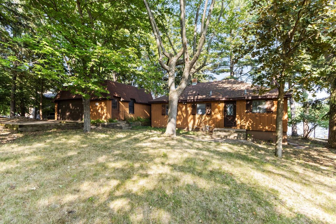 Demynck Rd, Lodi, WI 53555