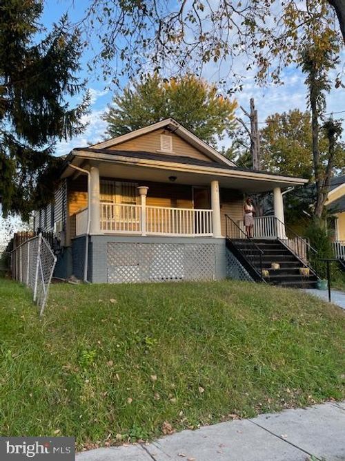 66 53rd Pl Se, WASHINGTON, DC, 20019-6532 | Card Image