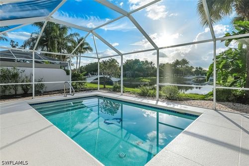 3360 Cayman Ln, NAPLES, FL, 34119-1607 | Card Image