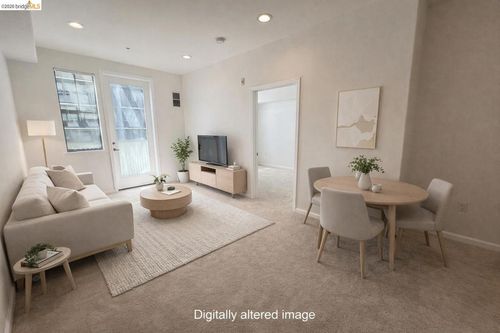 apt-621-989 Franklin St, Oakland, CA, 94607-4475 | Card Image