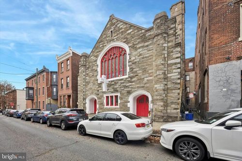 626 N 21st St, PHILADELPHIA, PA, 19130-3233 | Card Image