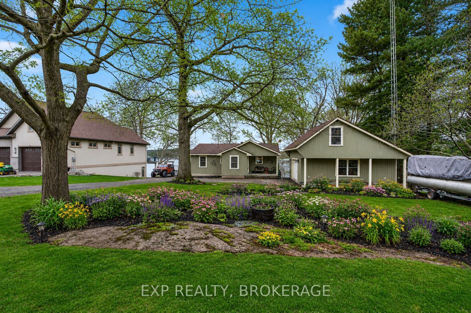 Residential in Leeds and the Thousand Islands 2