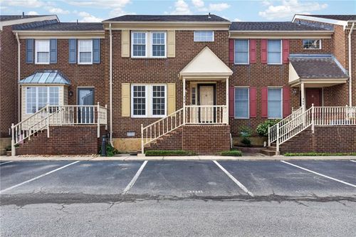 306 Worthington Sq, Portsmouth, VA, 23704-2440 | Card Image