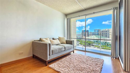 1611-1655 Makaloa St, Honolulu, HI, 96814-3924 | Card Image
