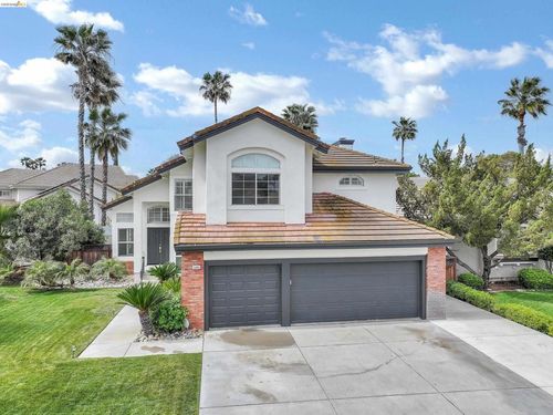 5460 Azure Ct, Discovery Bay, CA, 94505-9218 | Card Image
